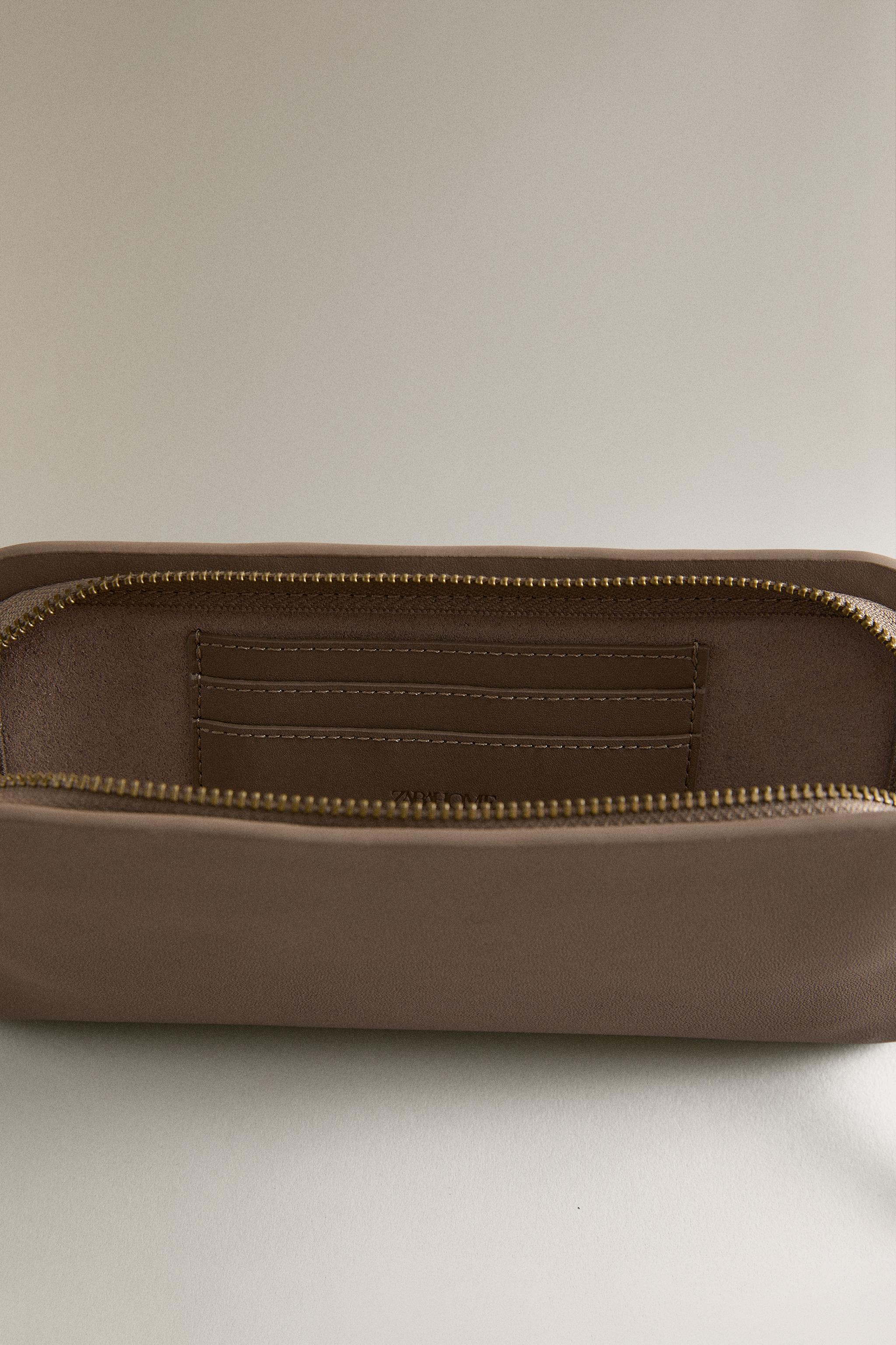 PORTEFEUILLE EN CUIR